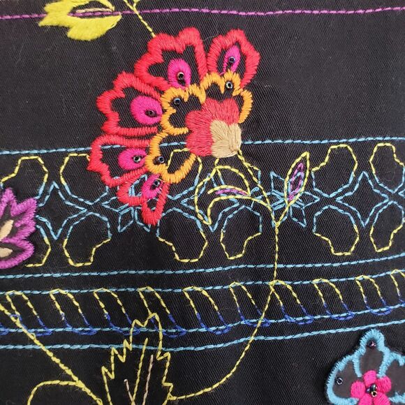 Marsh Landing Woman's Beautifully Embroidered Blazer, Est. Size Medium - Picture 6 of 10